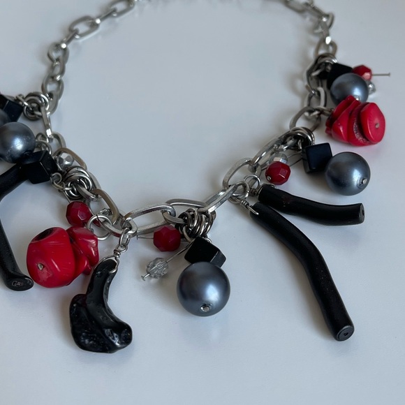 💕3/20$ NWOT Funky Unique Necklace - Picture 4 of 4